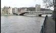 Pont des Arches: collision entre deux péniches
